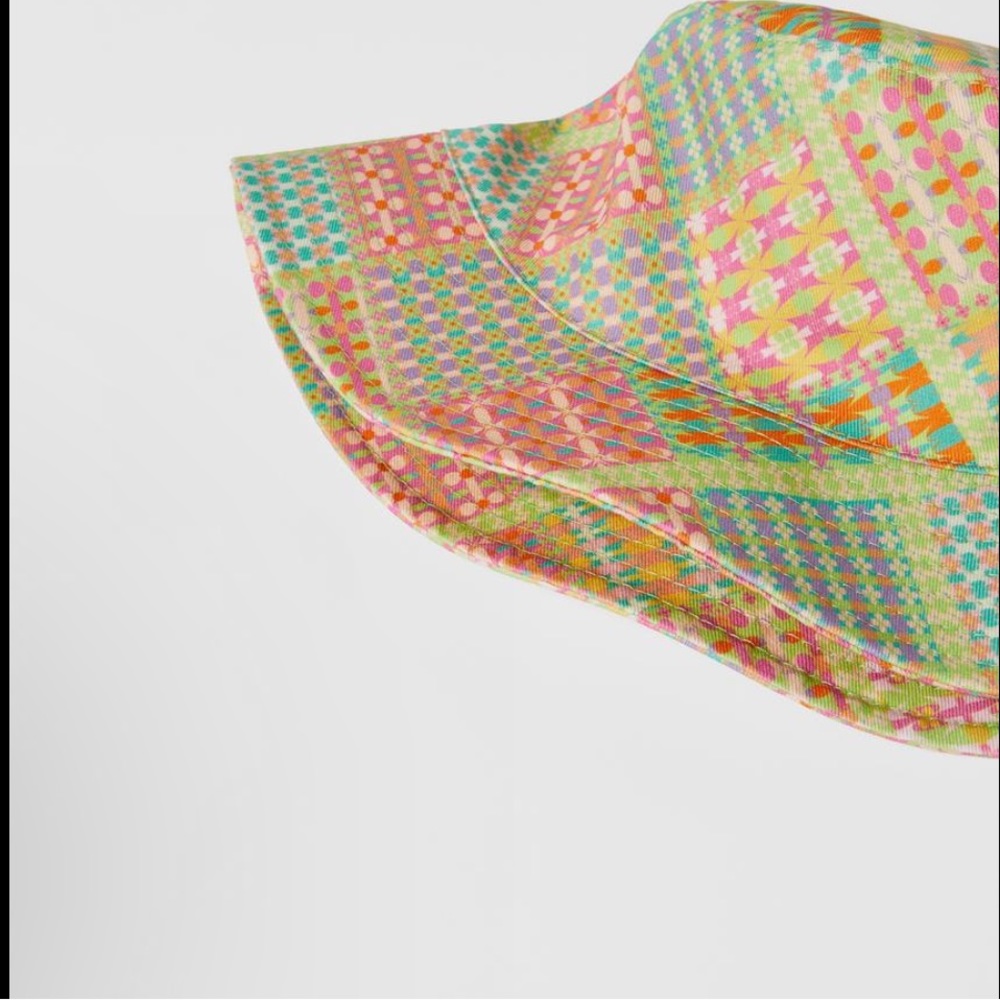 Zara Toddler Hat 3-5 years Unisex Multicolor Faux Patchwork Rainbow